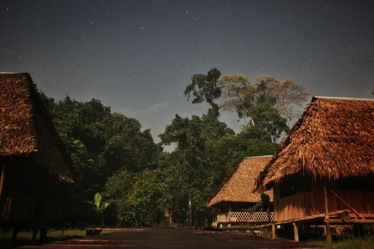Green Forest Ecolodge Puerto Montufar Bagian luar foto