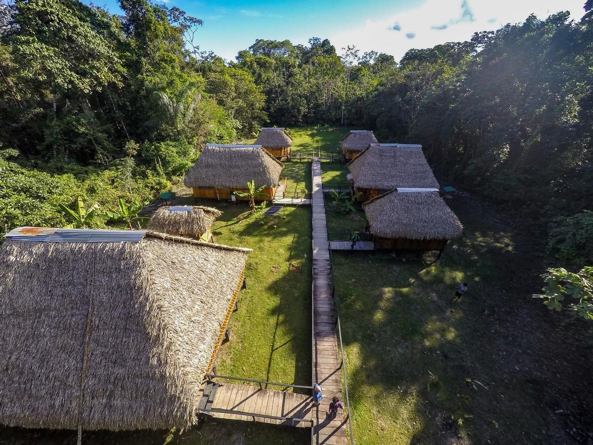 Green Forest Ecolodge Puerto Montufar Bagian luar foto